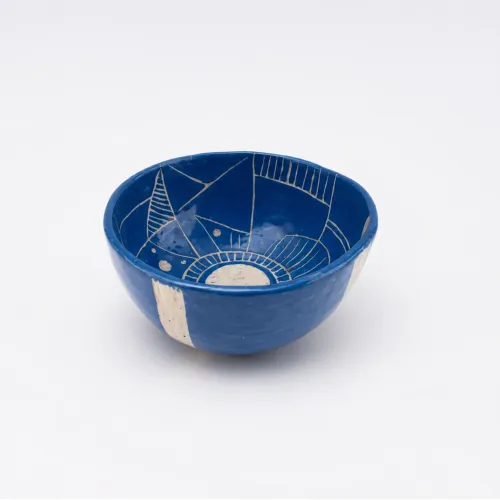 Carved lines soup bowl